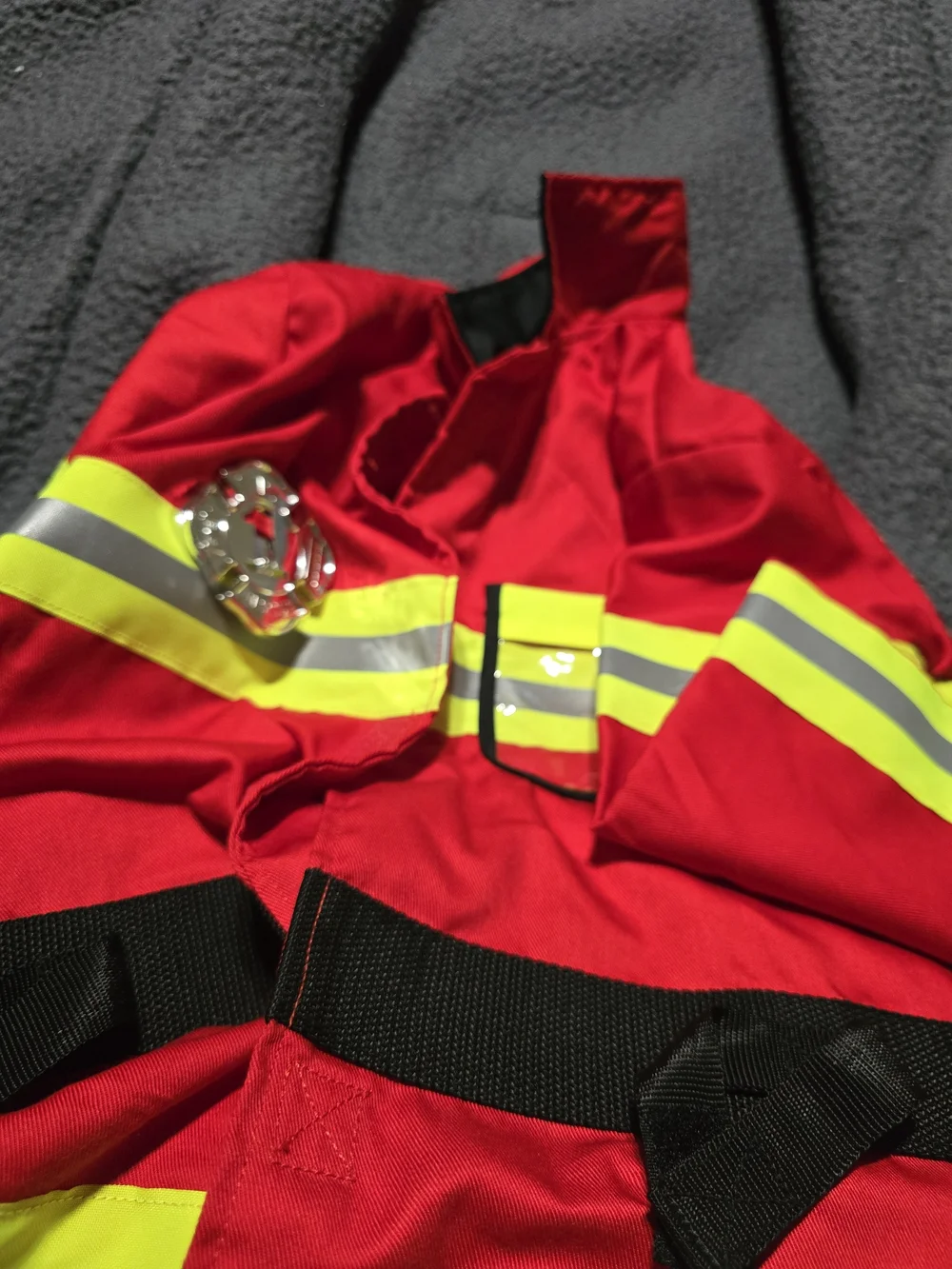 Kids Red Fire Chief Helmet & Water Gun Toy Set